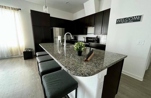 Leander Apartment | Bright & Cozy 1BHK with 1.5 Baths in Leander