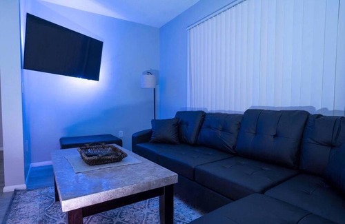 Federal Hill Apartment | Bright & Modern 2BR Apt in Historic Federal Hill