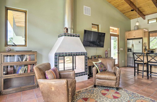 Canoncito Cottage | Bright & Modern Desert Home 17 Mi to Santa Fe