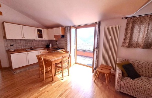 Chiesa in Valmalenco Apartment | Bright one-bedroom apartment with panoramic view terrace