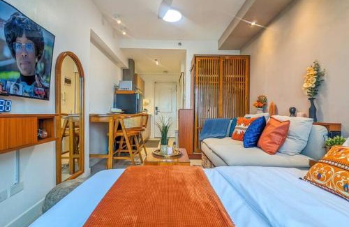 Matandang Balara Apartment | Bright & Stylish Studio Condo in Commonwealth, UP Diliman