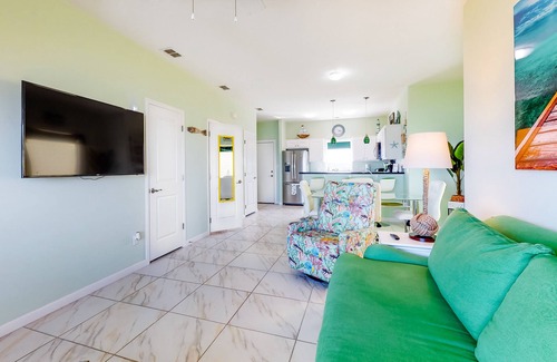 Port Isabel House | Bright Waterfront Home with Shared Pool, Water View, and High-Speed WiFi