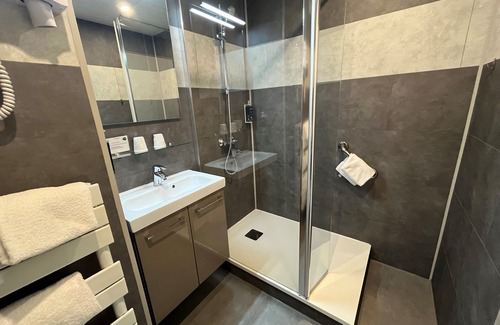 Ergue-Gaberic Hotel | Brit Hotel Le Kerodet