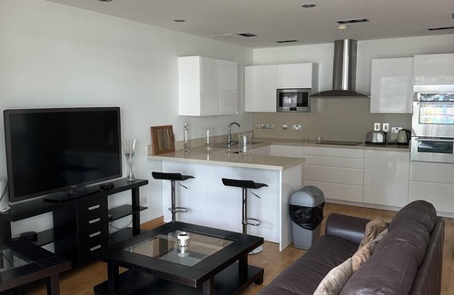Gibraltar Apartment | Britain in the Sun at Luxurious Ocean Village