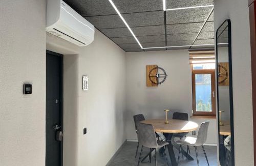 Teika Apartment | BRIVIBAS RESIDENCE - NORTH & SOUTH, free PRIVAT parking, free WIFI, self check-in