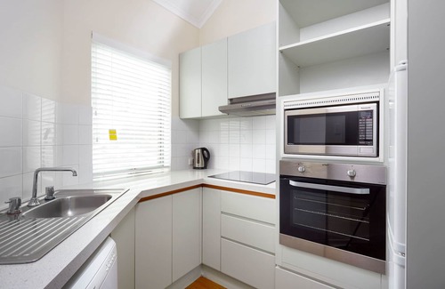 Como Apartment | Broadwater Resort Como