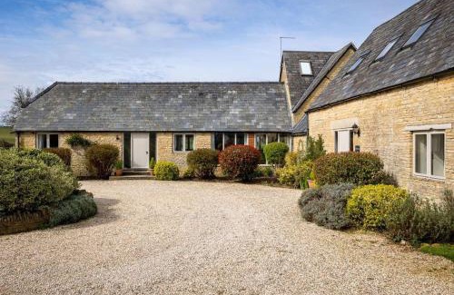 Condicote House | Broadway House, 7 Bedroom, 6 Baths