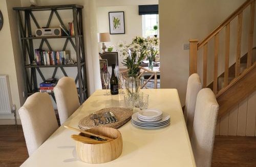 Kelling House | Brook Cottage