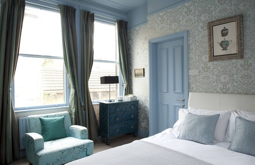 Bath Bed & Breakfast | Brooks Guesthouse