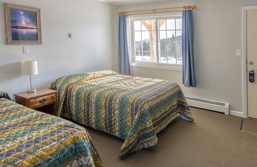 Smyrna Hotel | Brookside Inn