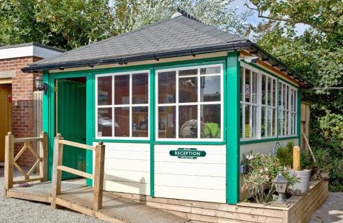 Dawlish Warren Cabin | Brunel Boutique Railway Carriage 2