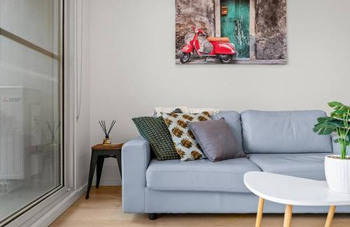 Brunswick North Apartment | Brunswick 1-Bedroom Gem by Short & Long Stays