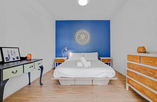 Brunswick Apartment | Brunswick Executive Apt 2BR with parking