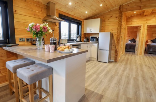 Machynlleth Cabin | Bryn Eiddon Log Cabin