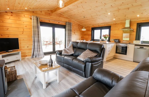 Machynlleth Cabin | Bryn Eiddon Log Cabin