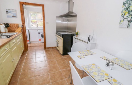 Beaumaris Apartment | Bryn Haf, New Street
