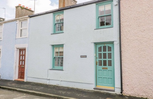 Beaumaris Apartment | Bryn Haf, New Street