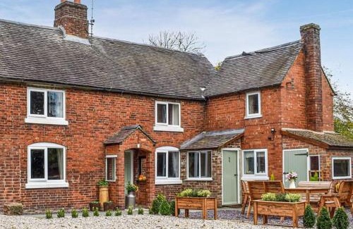 Ashbourne House | Brynfields