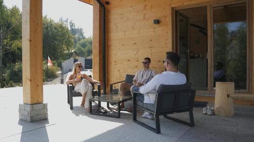 Walim Villa | Brzozowa Chata - z prywatnym Jacuzzi i wspaniałym ogrodem - by SpaceApart