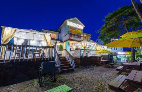 Buan House | Buan Sonamuae Geolin Noeul Pension