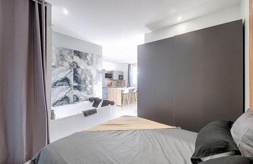 Saulaie - Claveliere Apartment | Bubble for two!