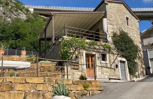 Koper House | Bubo House