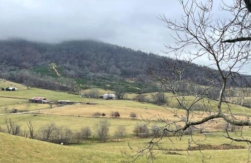 Independence House | Buck Mountain Ranch Retreat