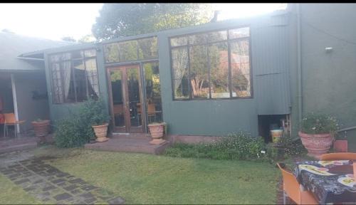 Smithfield House | Buckleys Guesthouse