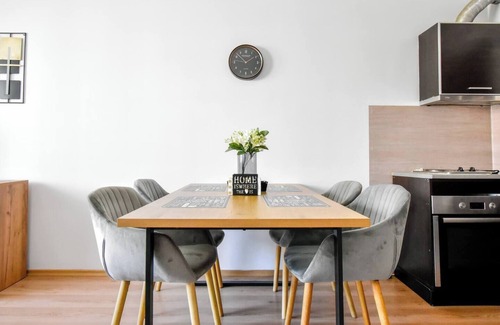 Mladost Apartment | Budget+Work-Friendly Apartment near Business Park