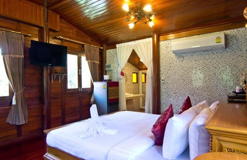 Huai Yai Resort | Bueng Bua Thong Resort