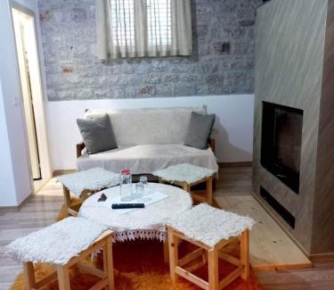 Moscopole Hotel | Bujtina Argis Voskopoje