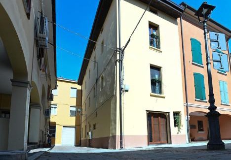Sant'Agata Bolognese House | Bull House