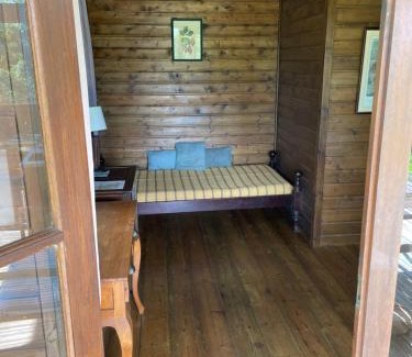 Le Morne-Rouge Ski Chalet | Bungalow à flanc de colline