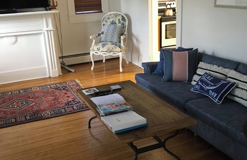 Onancock House | Bungalow in Historic Onancock - sleeps 4