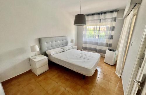 San Juan de Alicante Villa | Bungalow in San Juan Playa