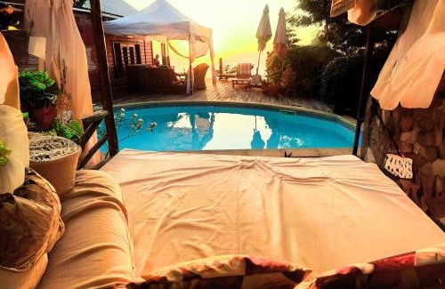 Saint-Leu House | Bungalow lumineux à Saint Leu proche de la mer avec piscine partagée