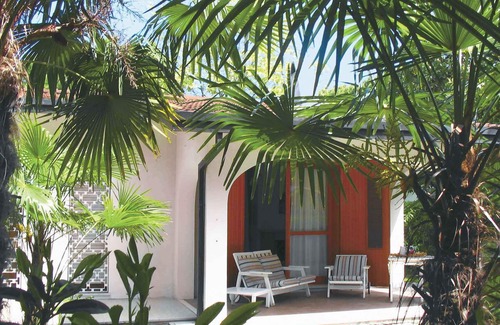 Bibione Pineda House | Bungalow with garden and air conditioning