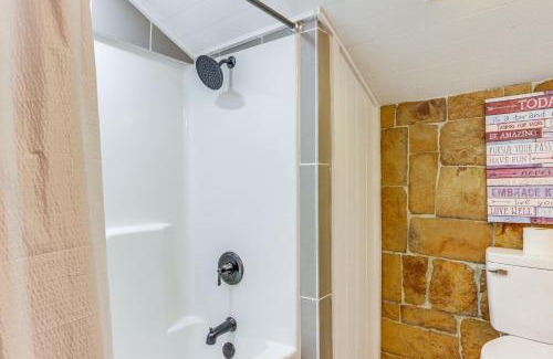 Elkins Apartment | Bunkhouse-Style Studio in Elkins Near ATV Trails!