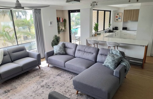 Kings Beach Apartment | Burgess @ Kings Beach Apartments