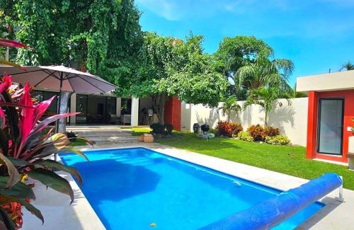 Burgos Bugambilias Apartment | Burgos Cuernavaca Pool Terrace & Garden