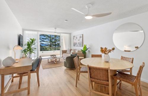 Burleigh Heads Apartment | Burleigh Beach Bliss Renovated Coastal Retreat