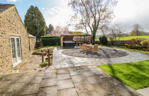 Greta Bridge House | Burns Cottage