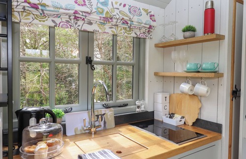 Swimbridge Cottage | Burr 1 Shepherds Hut