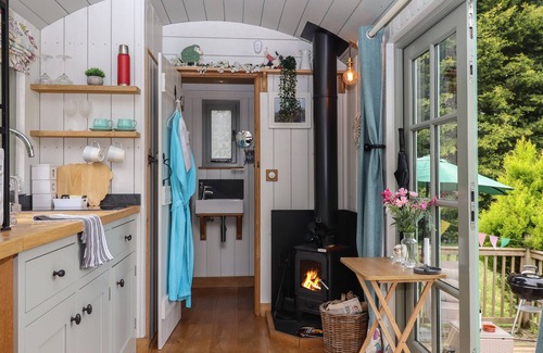 Swimbridge Cottage | Burr 1 Shepherds Hut