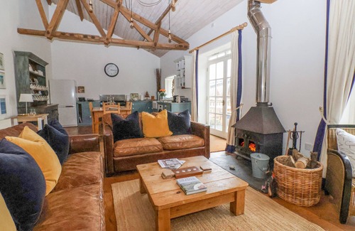Ottery St Mary Cottage | Burrows