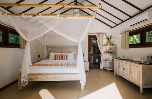 Selong Belanak Hotel | Burudika Bungalows - Villas, Sauna & Bath House