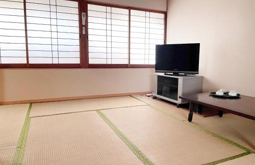 Tsu Hotel | Business Ryokan Wakakusa
