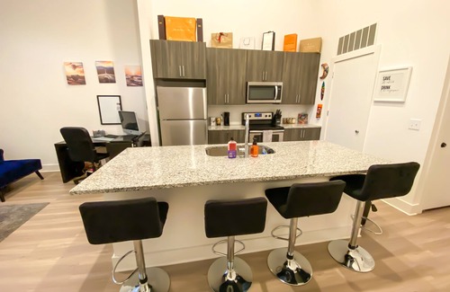 Chosewood Park Condo | Business Savy Condo on BeltLine-near DT + Airport 15min away! (Grant Park)