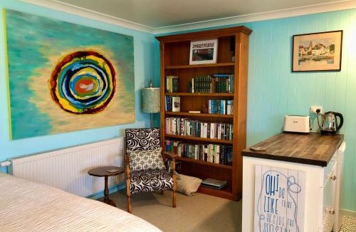 Oban House | Butterfield Beach Studio Car petrol and breakfast provisions included