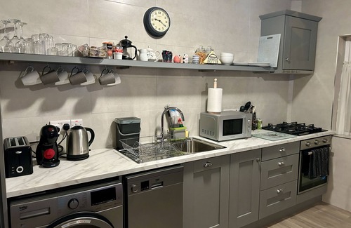 Clifden House | Buttermilk Lodge Guest Accommodation